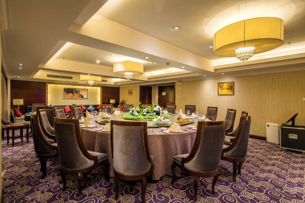 Leeden Hotel Csengtu Kültér fotó